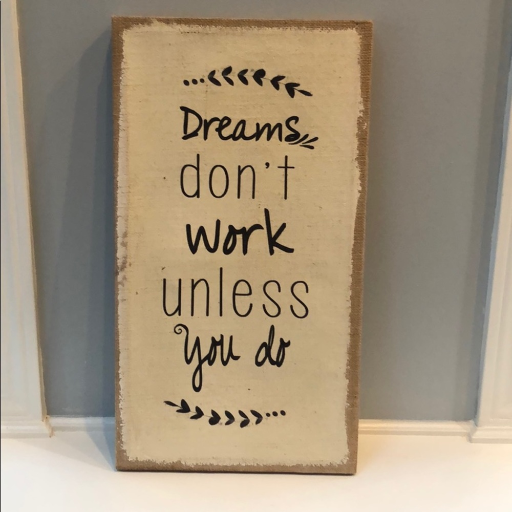 Wall decor script writing